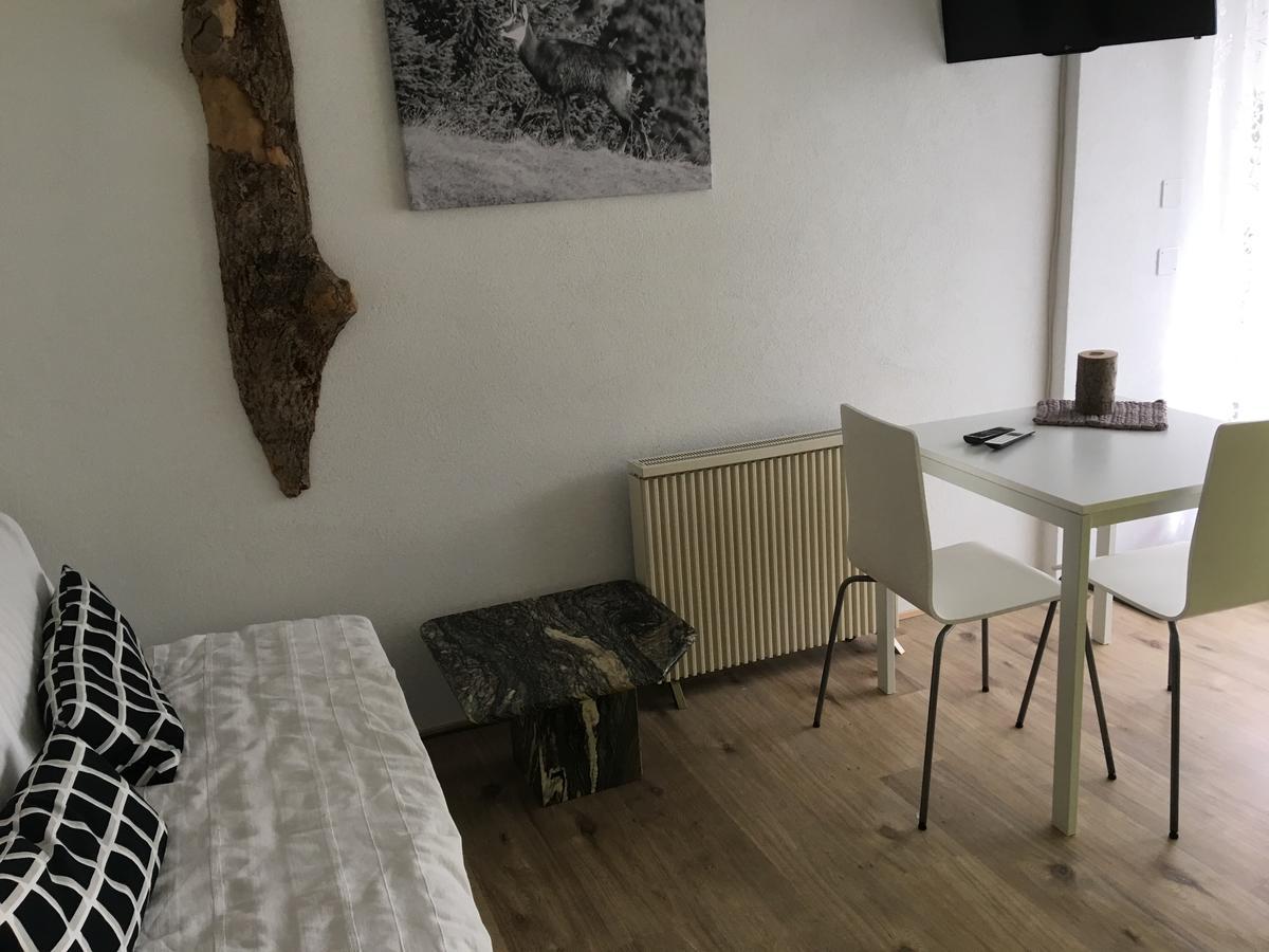 Christall Andest Buitenkant foto